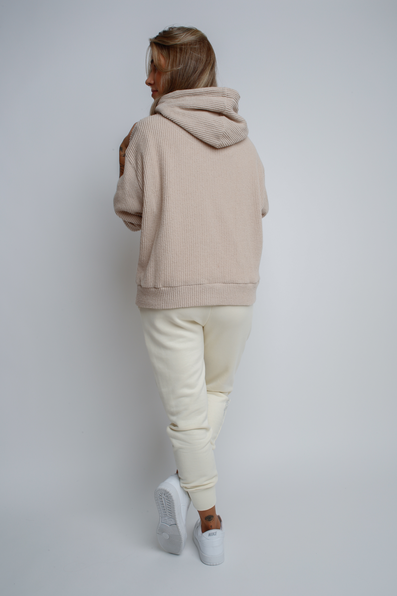 OVERSIZE HOODED KNITTED SWEATSHIRT BEIGE - ELITA