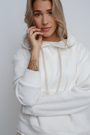 ECRU KNITTED OVERSIZE HOODED SWEATSHIRT - ELITA