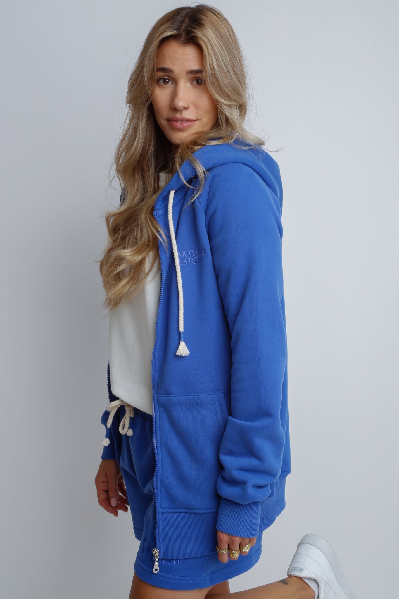 CORNFLOWER HOODED SWEATSHIRT - ARINA