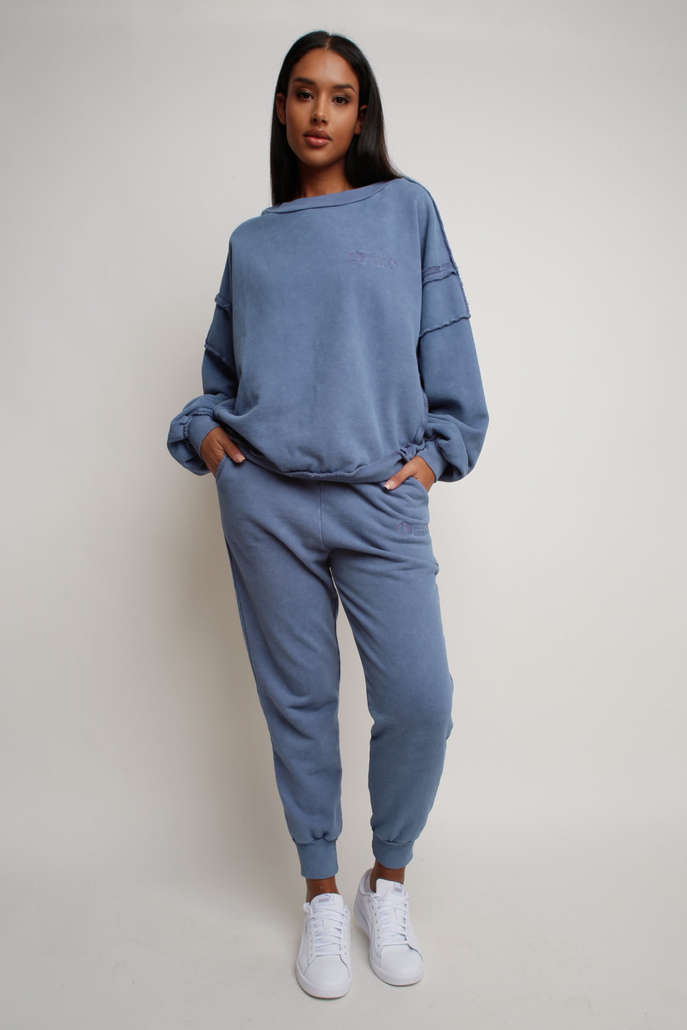 BLUE WASHED CREWNECK SWEATSHIRT - NUKU