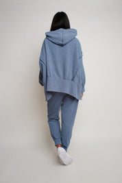 OVERSIZED SWEATSHIRT WITH WASHED EFFECT BLUE - HOLA