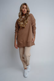 LONG SWEATSHIRT WITH SLOTS ON THE SIDES, DARK BROWN - ISLANDIA