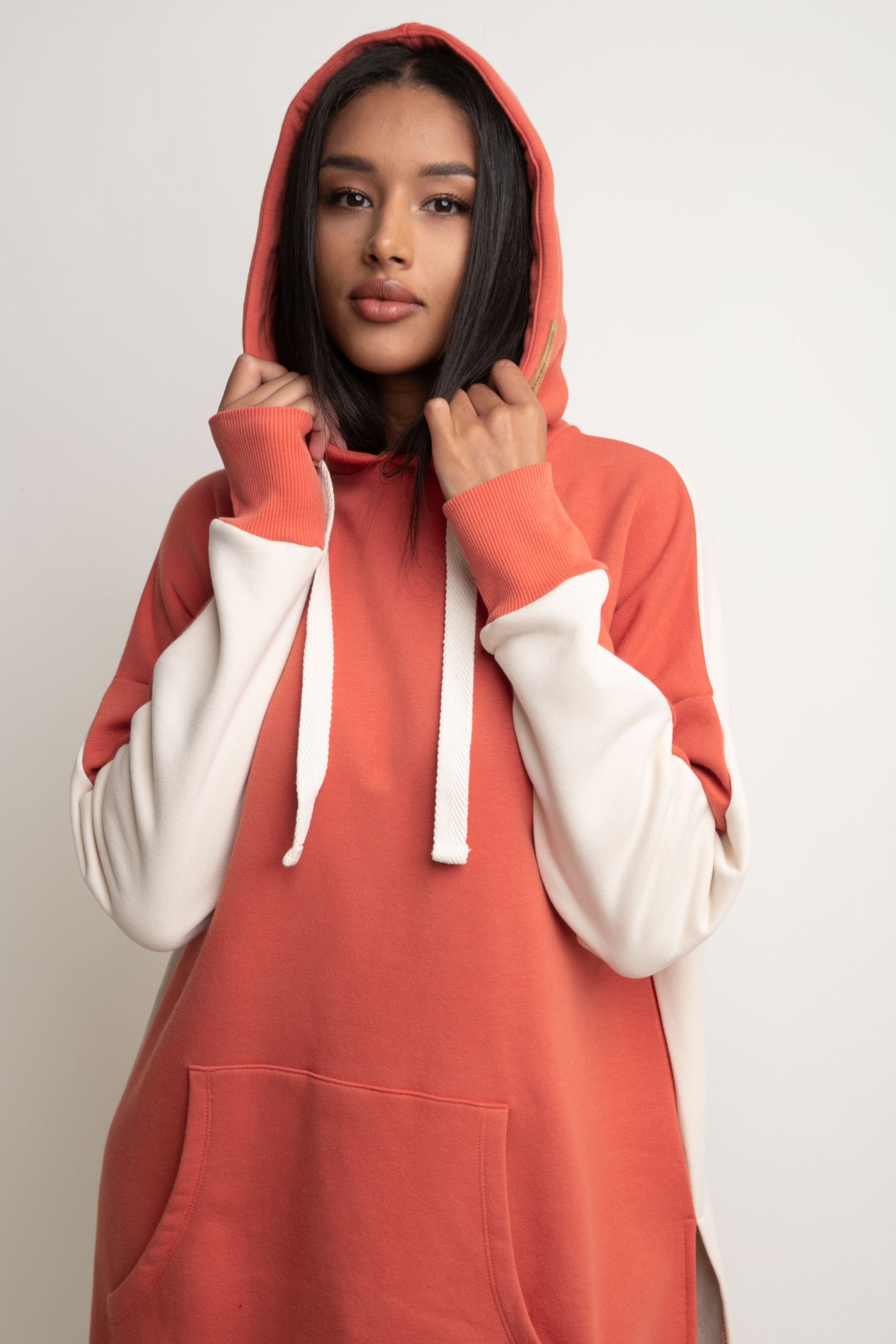 LONG HOODED SWEATSHIRT ORANGE-CREAM - SIKOKU