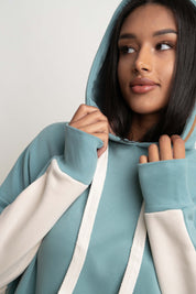 LONG HOODED SWEATSHIRT TURQUOISE ECRU - SIKOKU