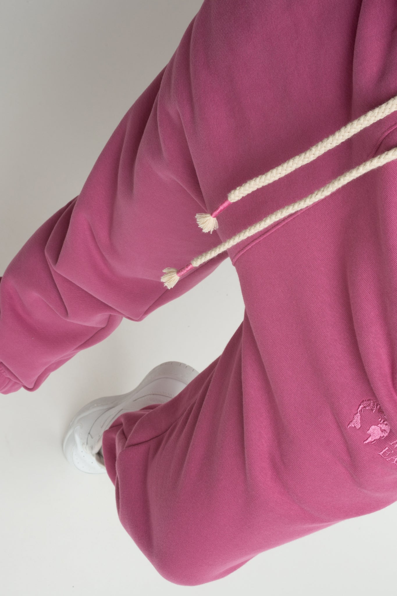 KARPATOS - OVERSIZE UNISEX FUCHSIA SWEATPANTS