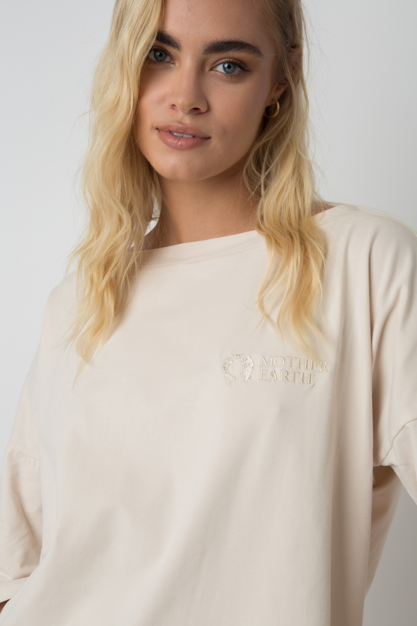 OVERSIZE T-SHIRT LIGHT BEIGE - BIANCA