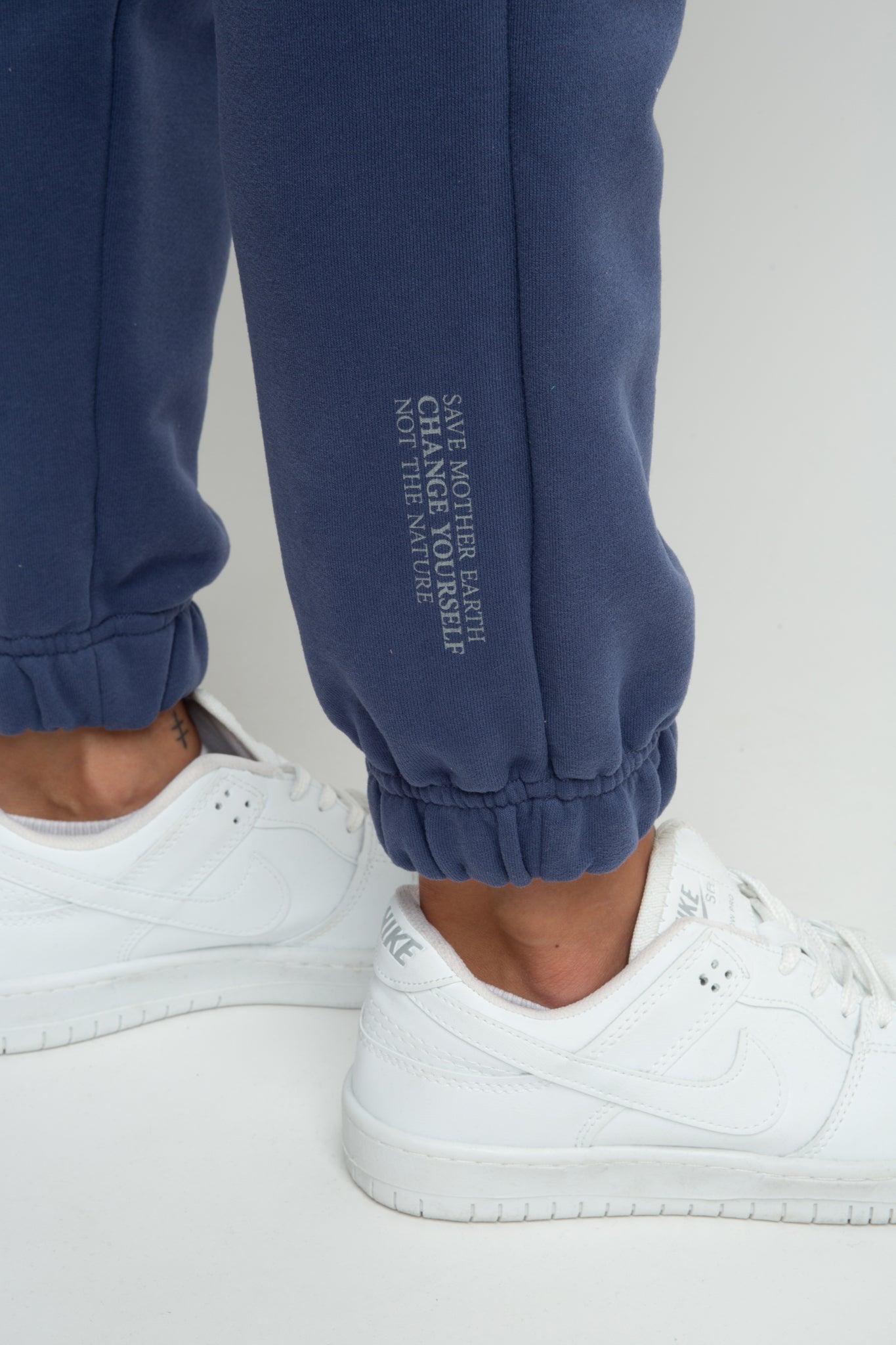 KARPATOS - OVERSIZE UNISEX SWEATPANTS NAVY