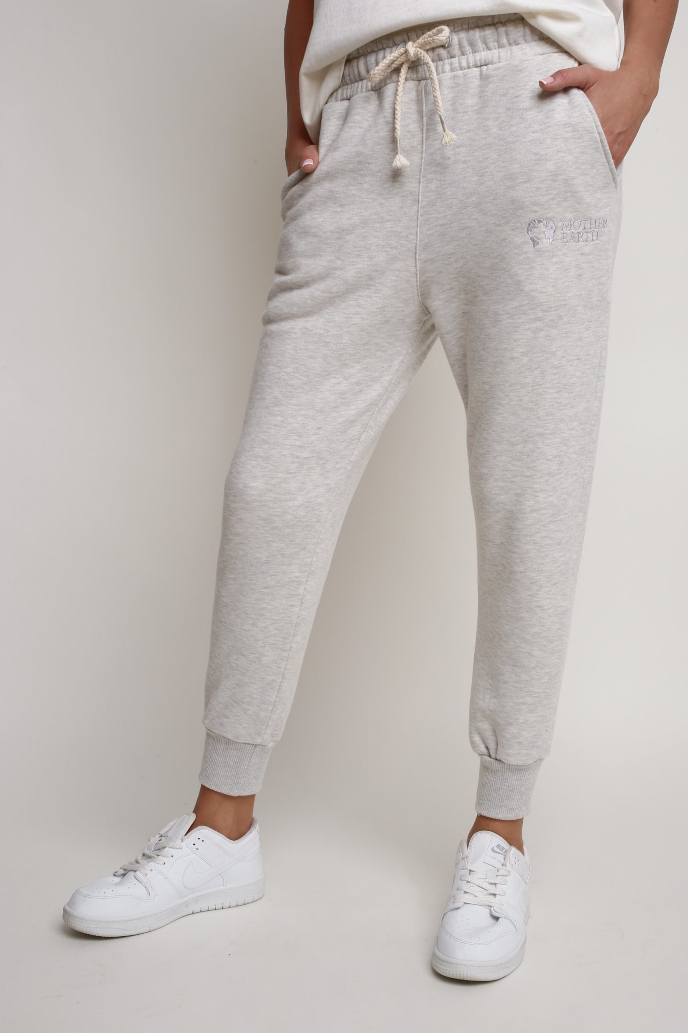 LIGHT GREY MELANGE JOGGER TROUSERS - BEGERA