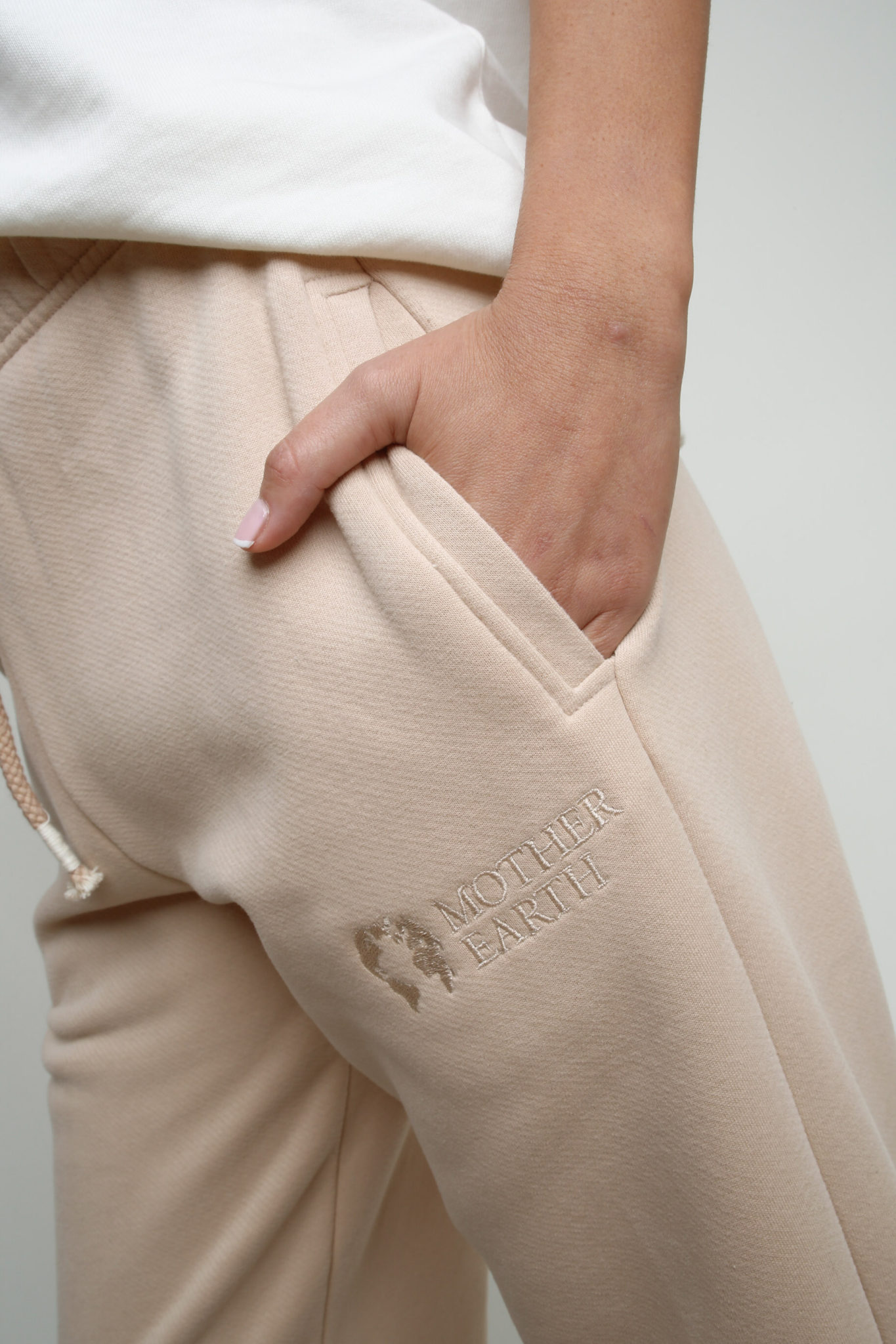 UNISEX BEIGE SWEATPANTS - HANOVER