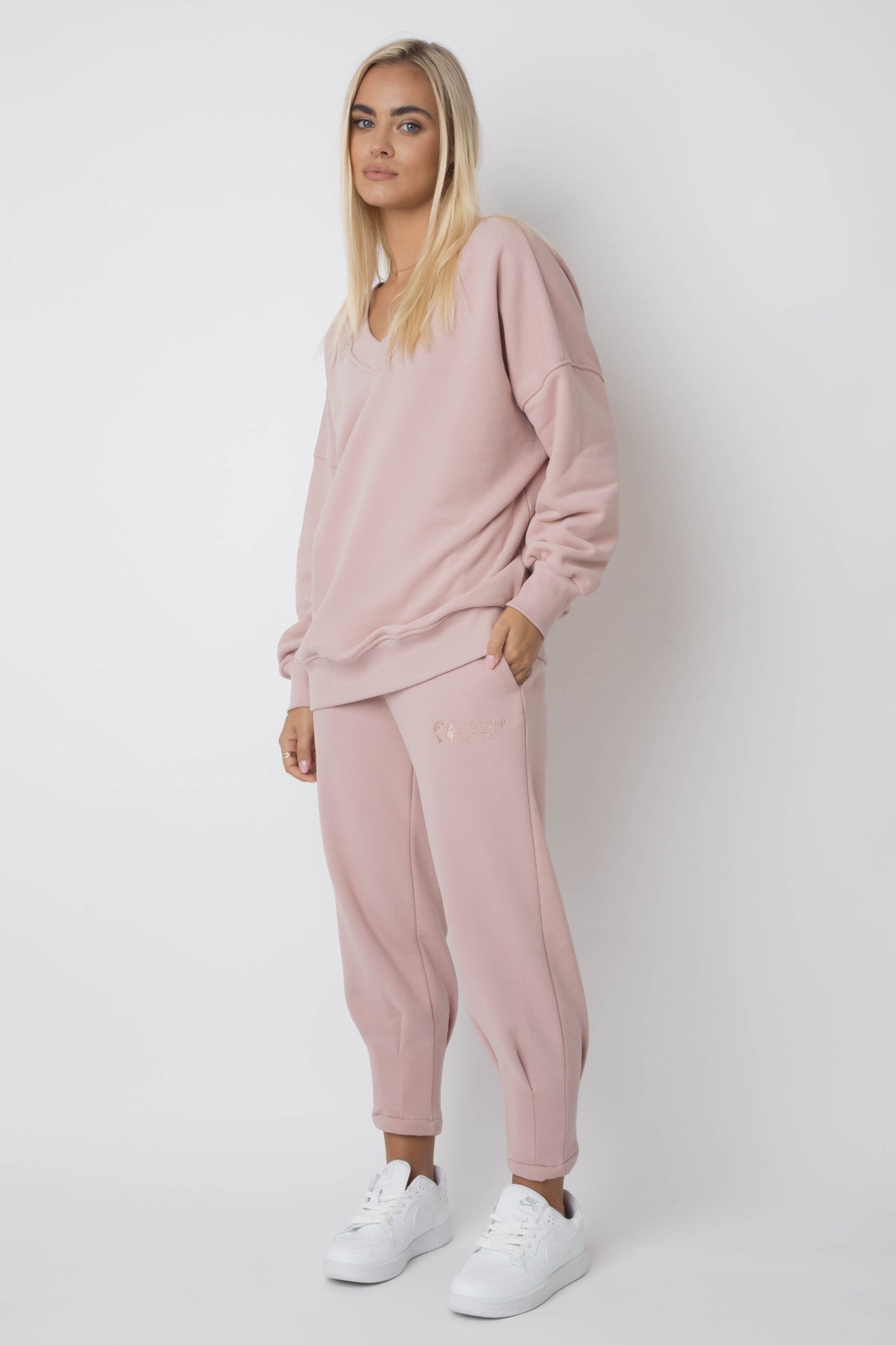 OVERSIZE LIGHT PINK NECKLINE SWEATSHIRT - BISCOE