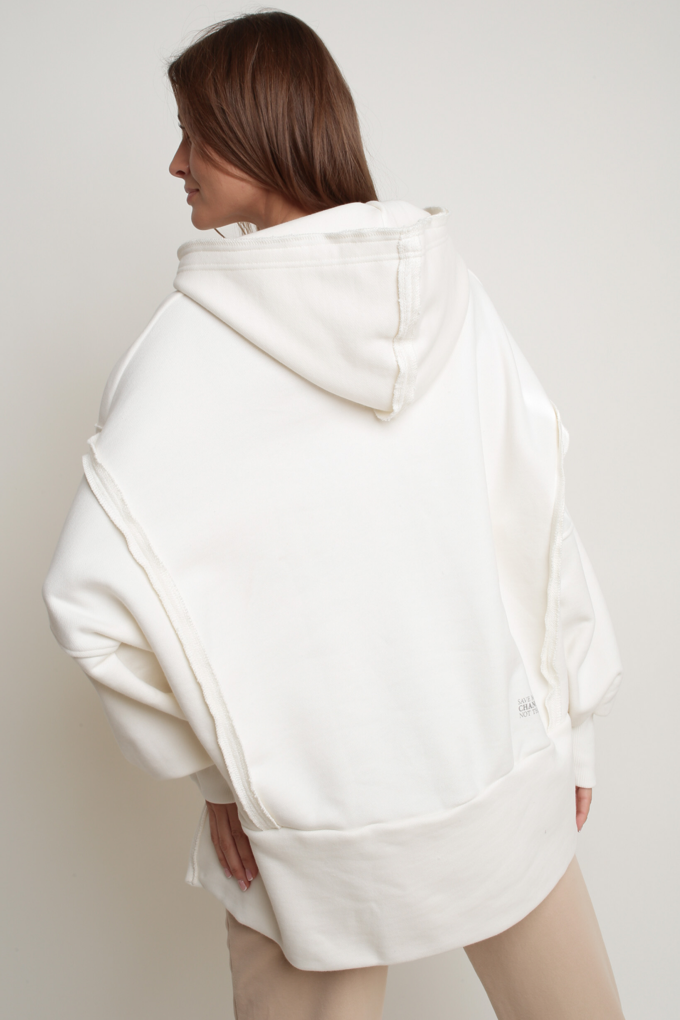 OVERSIZE HOODED SWEATSHIRT WITH SIDE SLOTS CREAM - HOLA