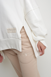 OVERSIZE HOODED SWEATSHIRT WITH SIDE SLOTS CREAM - HOLA