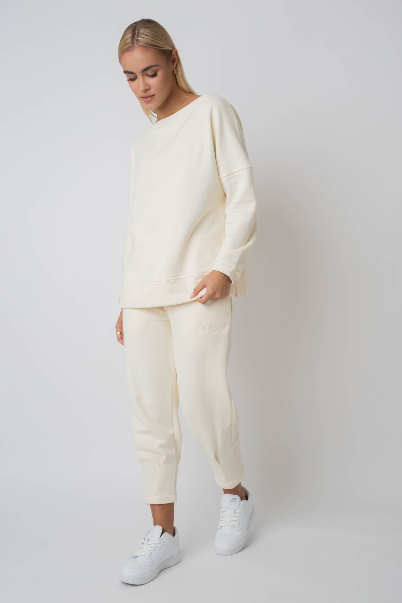 OVERSIZE SWEATSHIRT WITH WIDE NECKLINE ECRU - MULL