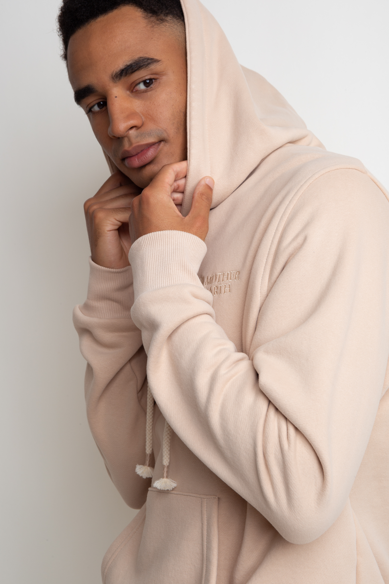 MEN'S BEIGE HOODED SWEATSHIRT - ASTON