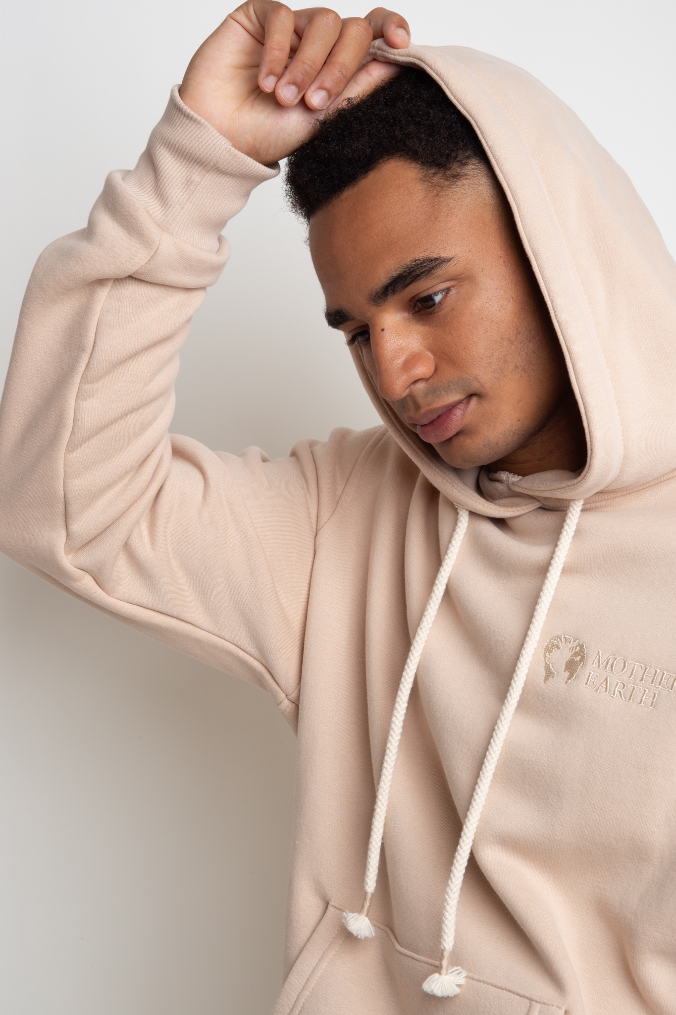 MEN'S BEIGE HOODED SWEATSHIRT - ASTON