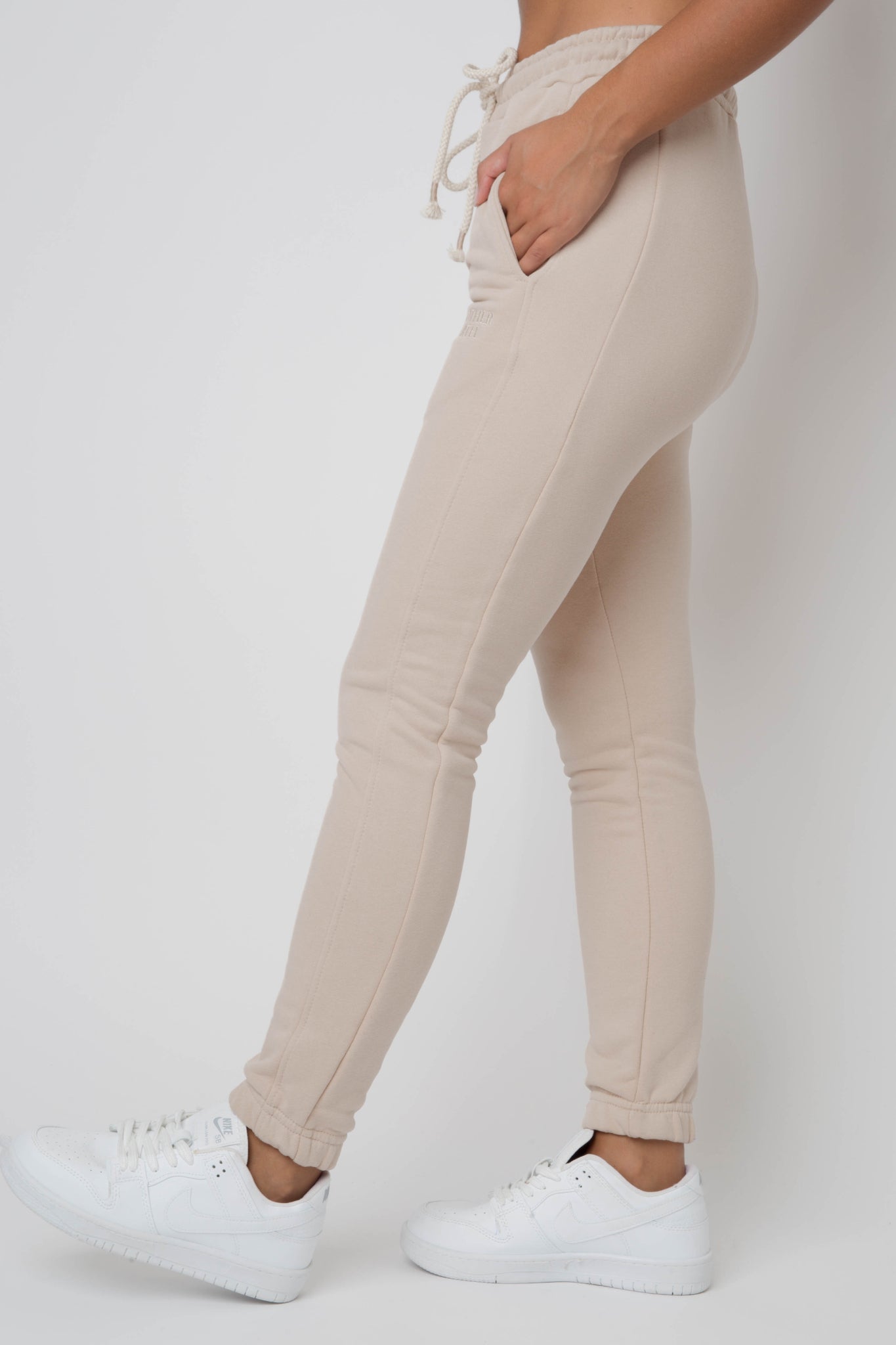 CLASSIC BEIGE TRACKSUIT SET - MERVE