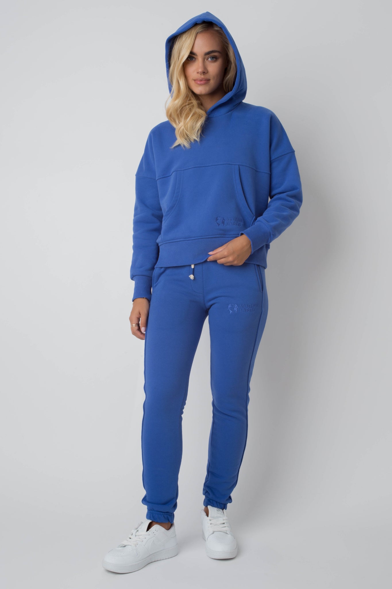 SHORT HOODED SWEATSHIRT CORNFLOWER - MURIA