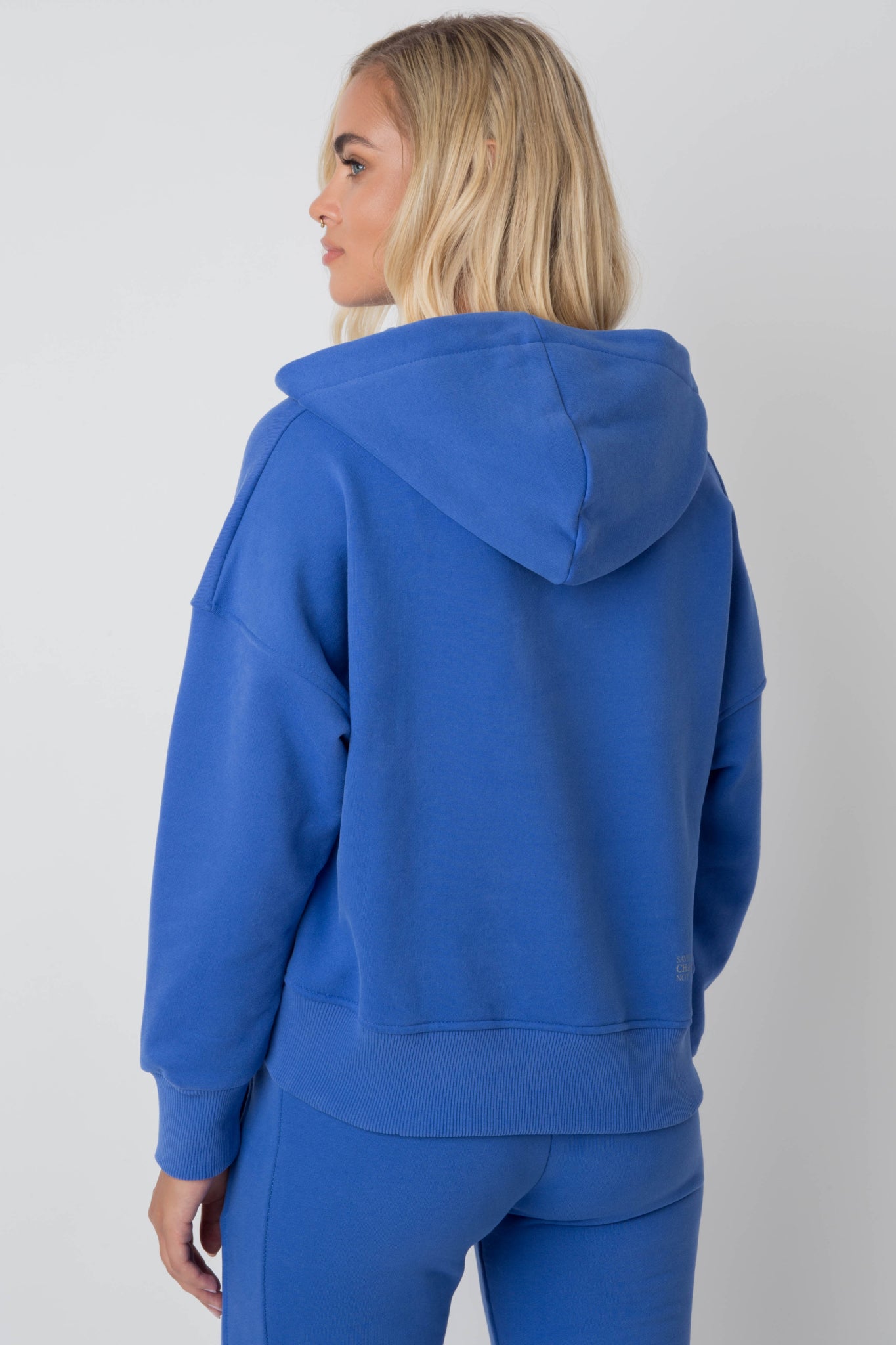 SHORT HOODED SWEATSHIRT CORNFLOWER - MURIA