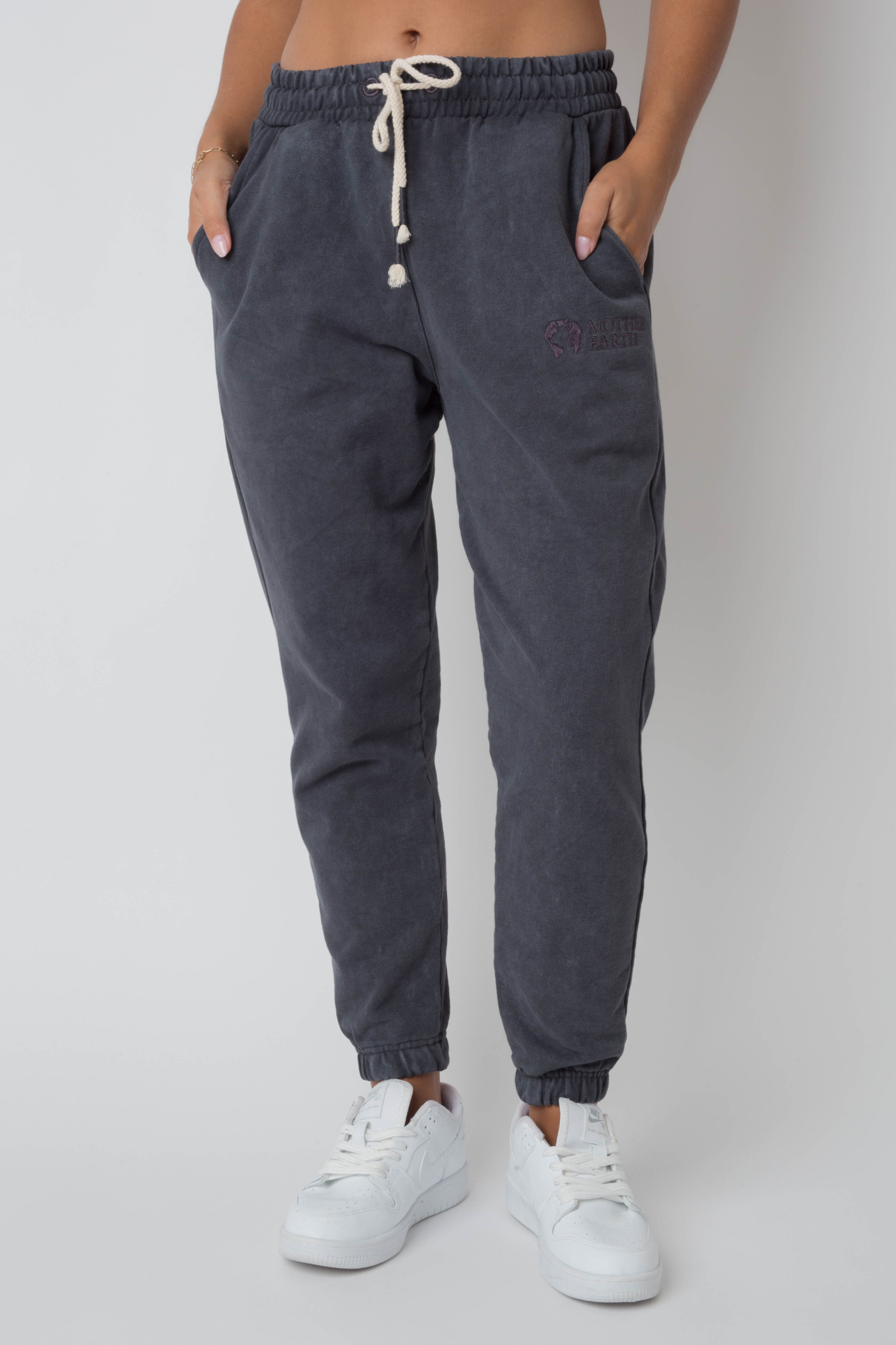 WASHED EFFECT DARK GREY SWEATPANTS - CEZAR