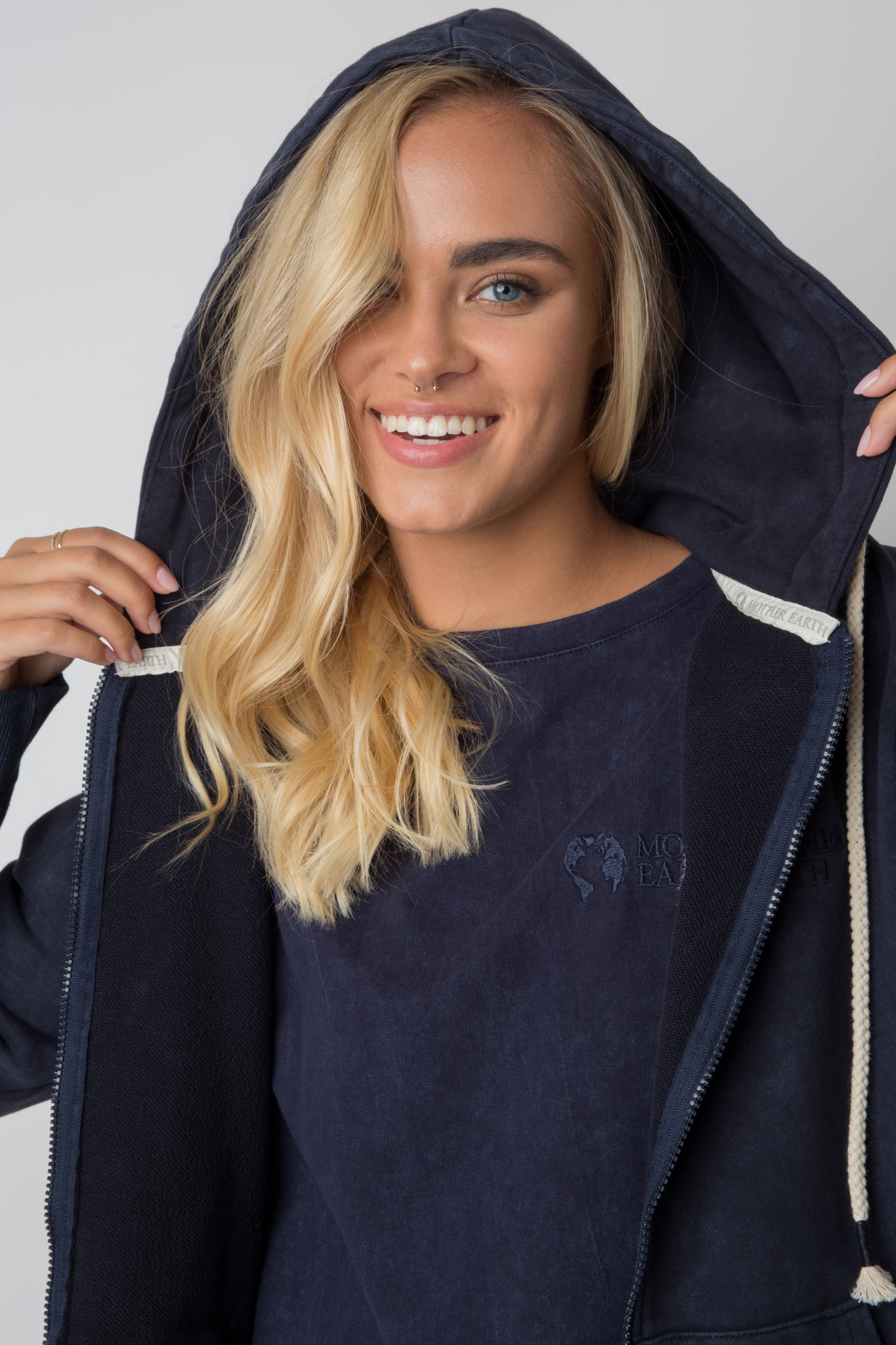 WASHED EFFECT HOODED ZIPPER, NAVY BLUE - DELTA