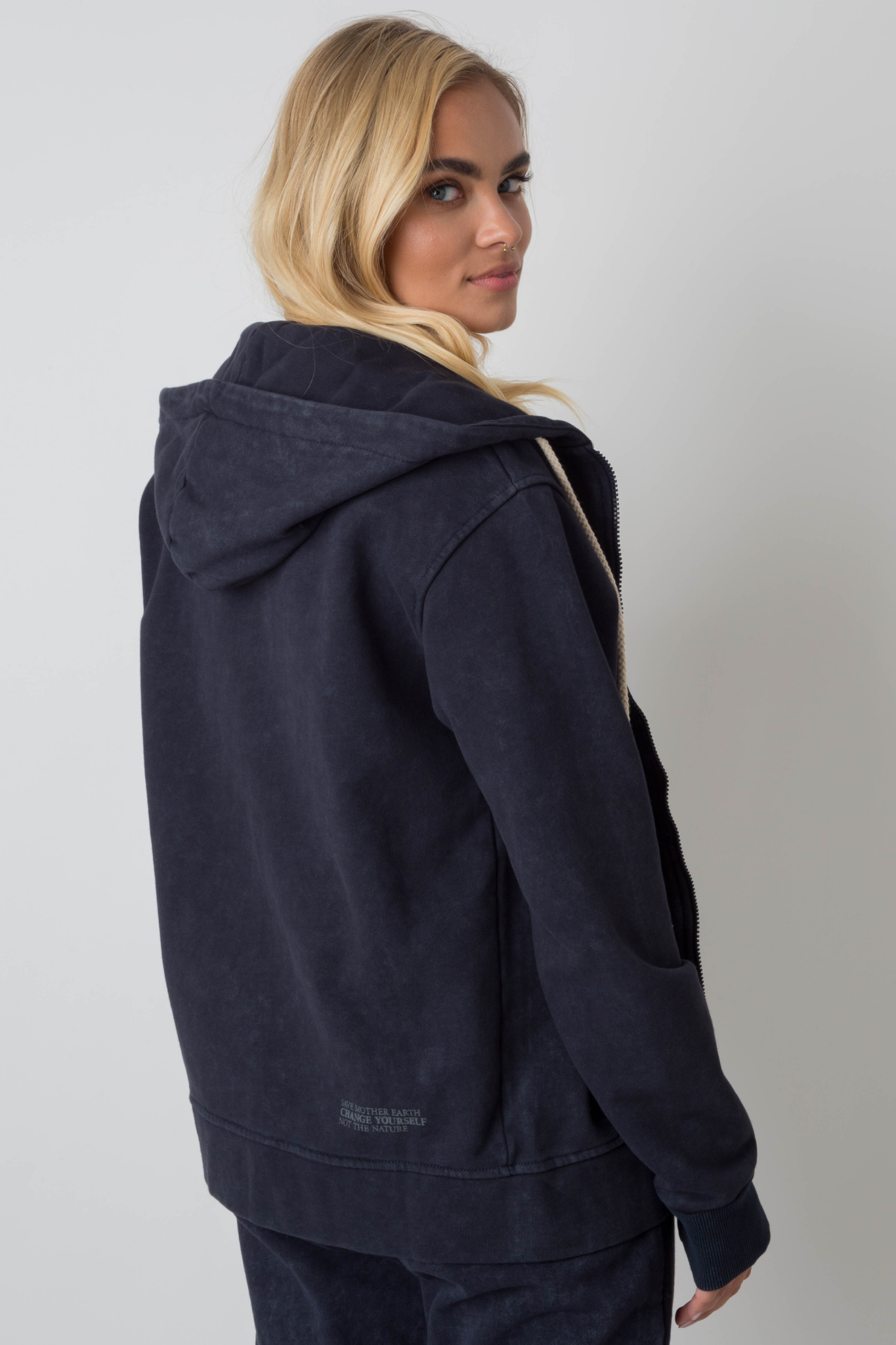 WASHED EFFECT HOODED ZIPPER, NAVY BLUE - DELTA