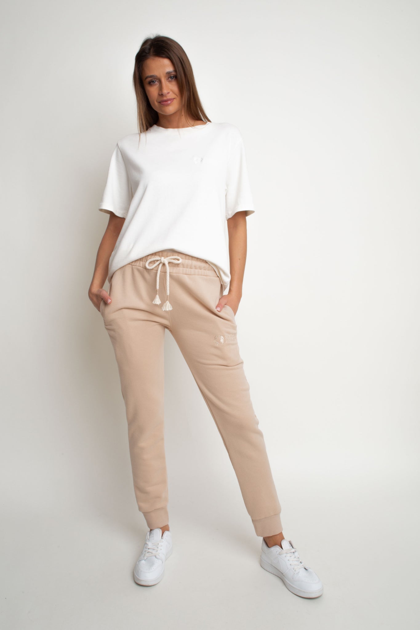 BEIGE SWEATPANTS - BELINDA