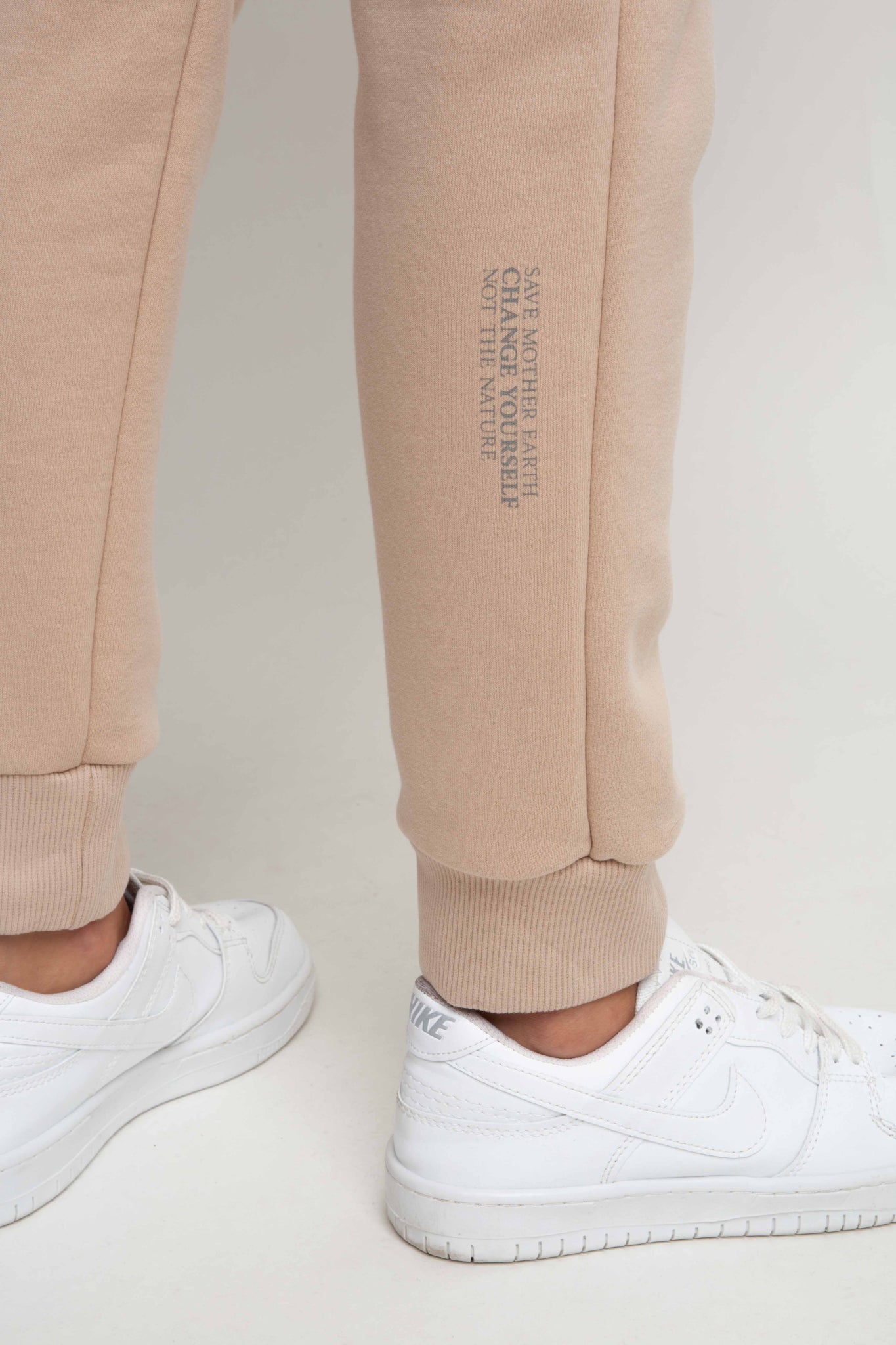 BEIGE SWEATPANTS - BELINDA