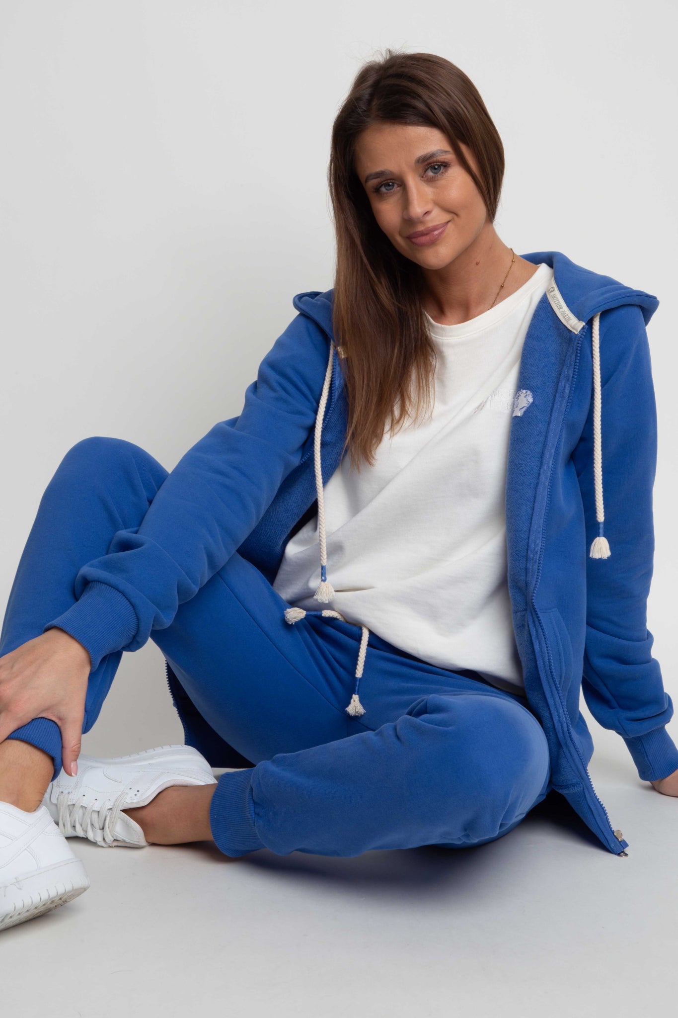 CORNFLOWER BLUE SWEATPANTS - BELINDA